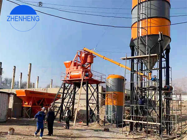 Стационарный бетонный завод HZS50 производительностью 50 м3/час установлен в Таджикистане